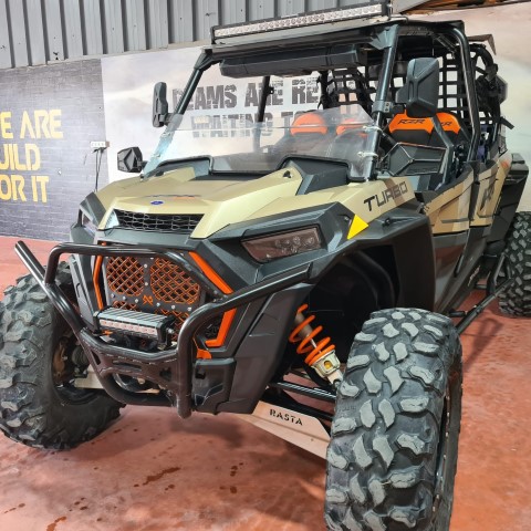 איך לבחור רייזר? מדריך מקצועי לרוכב